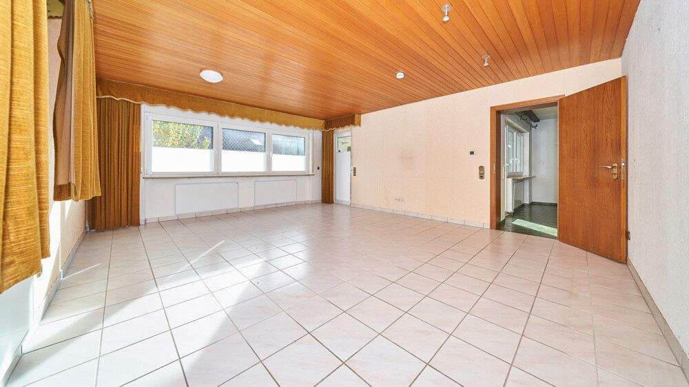 Bungalow Vaihingen an der Enz / Roßwag Roßwag - 7 Zimmer, 208 m&sup2;, 635.000&euro; | Angebot:24916375