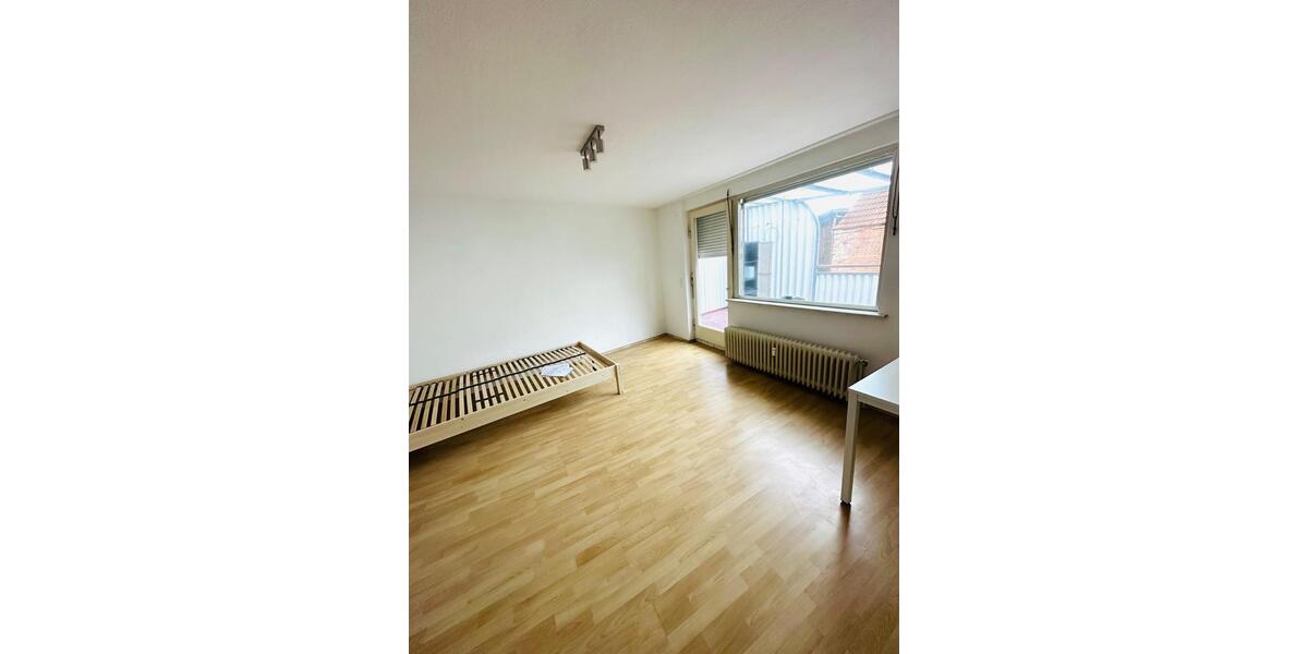 Etagenwohnung Reutlingen - 1 Zimmer, 12 m&sup2;, 400&euro; | Angebot:24739969