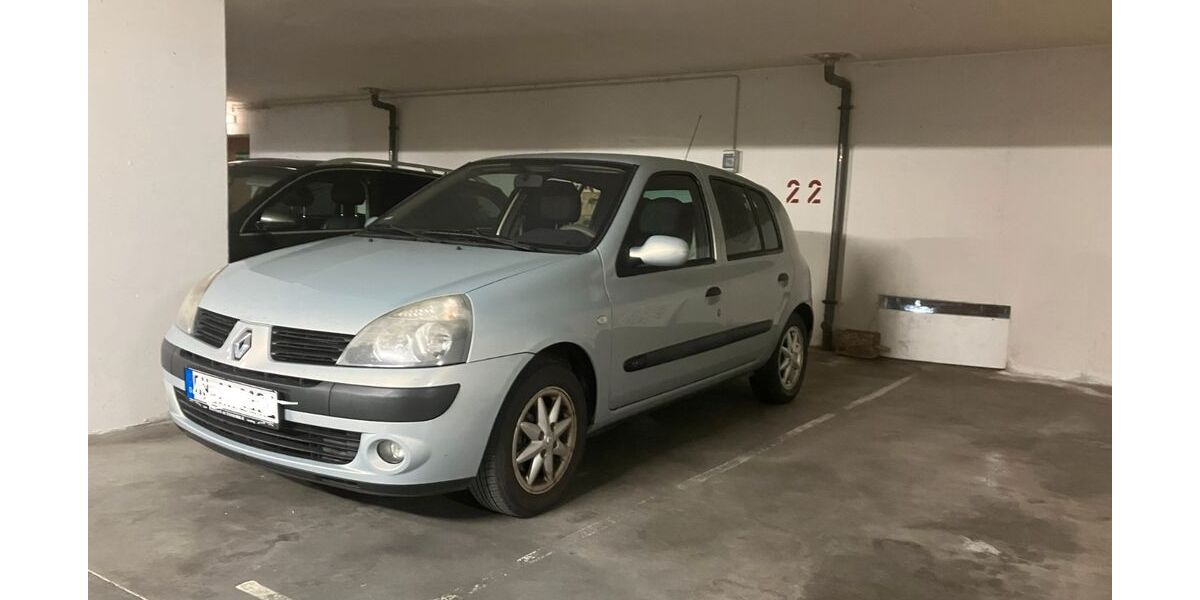 Renault Clio 105.000 km 2.100 &euro; Bad Liebenzell 75378