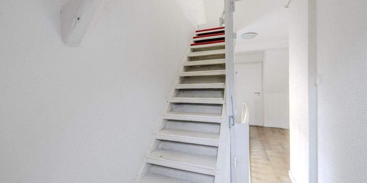 Mehrfamilienhaus, Wohnhaus Stuttgart / Münster Münster - 8 Zimmer, 240 m&sup2;, 889.000&euro; | Angebot:24780859