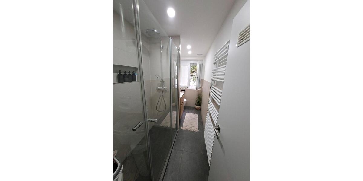 Etagenwohnung Nürtingen - 3 Zimmer, 63 m&sup2;, 380.000&euro; | Angebot:27085460