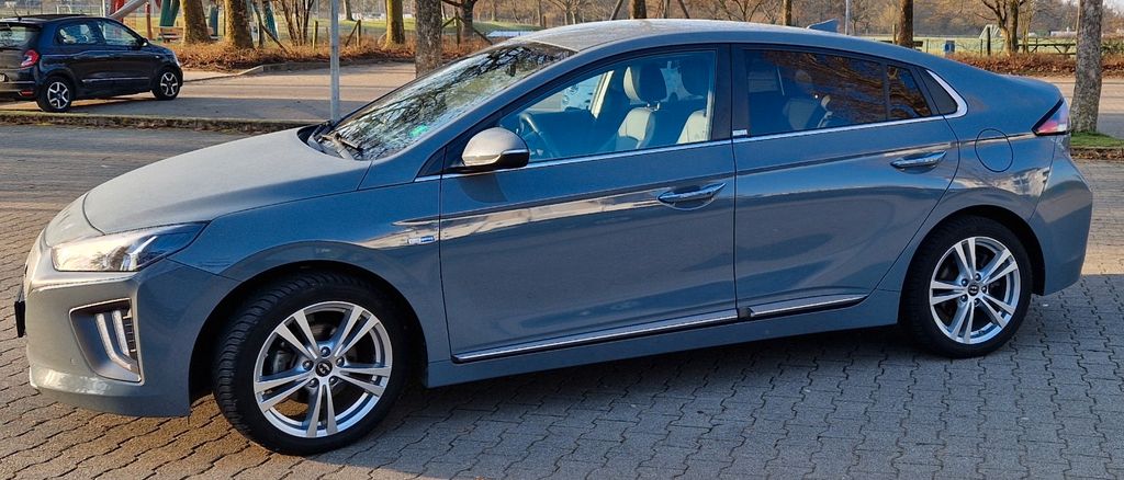 Hyundai IONIQ 76.000 km 15.500 &euro; Filderstadt 70794
