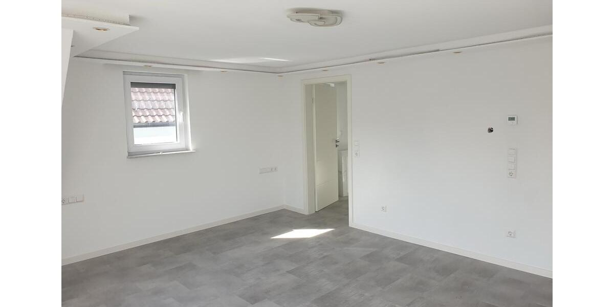 Doppelhaushälfte Markgröningen - 5 Zimmer, 125 m&sup2;, 1.850&euro; | Angebot:20377425