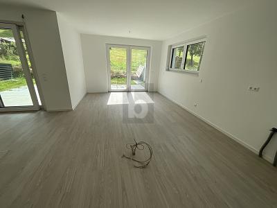 ERSTBEZUG - HELL & MODERN MIT SÜD-BALKON - Etagenwohnung Calw | Angebot:25893277