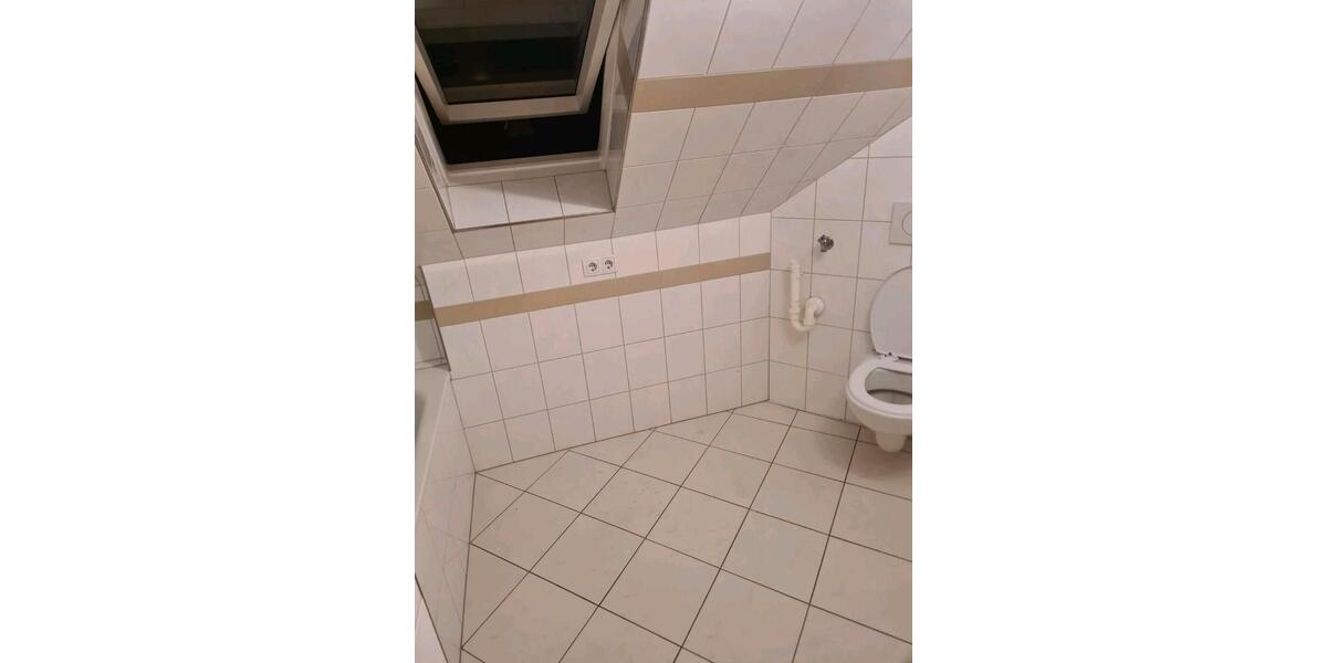 Dachgeschoßwohnung Stuttgart Stuttgart-Mitte - 3 Zimmer, 60 m&sup2;, 1.150&euro; | Angebot:26454712