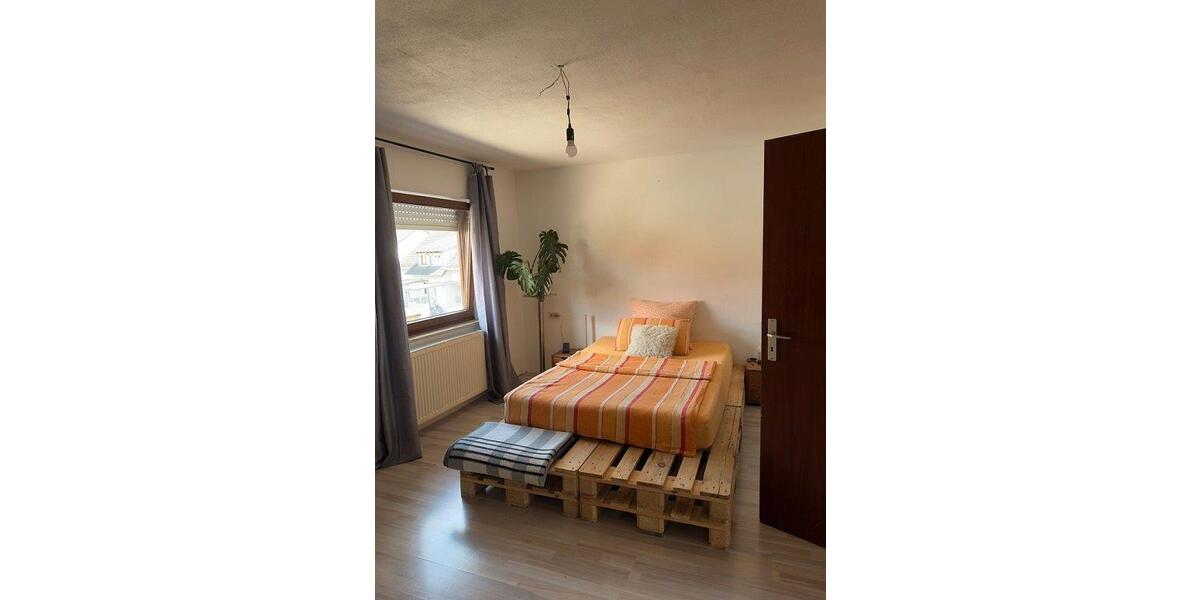 Reihenhaus Holzgerlingen - 5 Zimmer, 130 m&sup2;, 549.999&euro; | Angebot:26987034