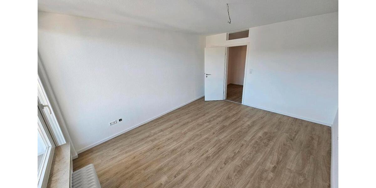 Etagenwohnung Pforzheim Eutingen - 4 Zimmer, 120 m&sup2;, 1.550&euro; | Angebot:24431620