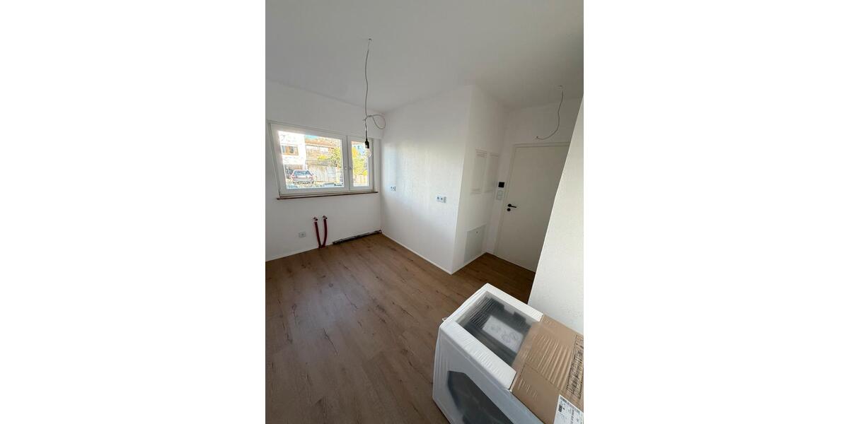 Reihenhaus Stuttgart Stuttgart-West - 6 Zimmer, 158 m&sup2;, 2.600&euro; | Angebot:26074634