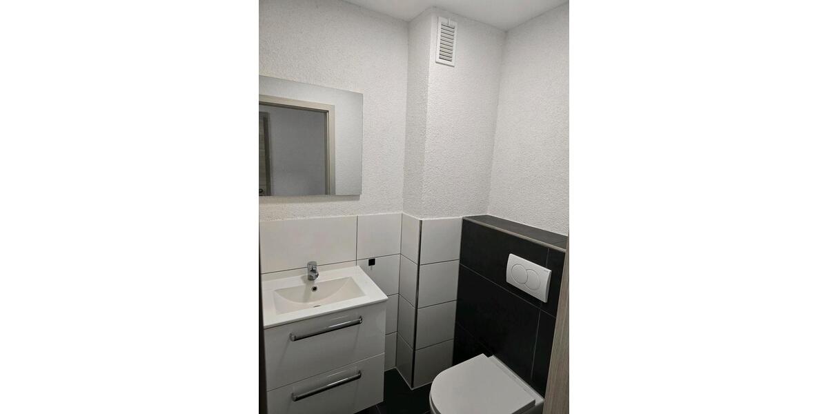 Etagenwohnung Pforzheim Eutingen - 3 Zimmer, 84 m&sup2;, 1.260&euro; | Angebot:27540335