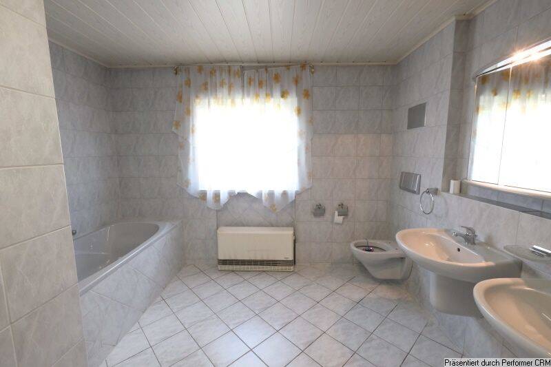 Bungalow Remseck Neckargröningen - 6 Zimmer, 185 m&sup2;, 650.000&euro; | Angebot:26891337