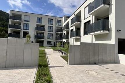 ERSTBEZUG - HELL & MODERN MIT SÜD-BALKON - Wohnung Calw | Angebot:25893277