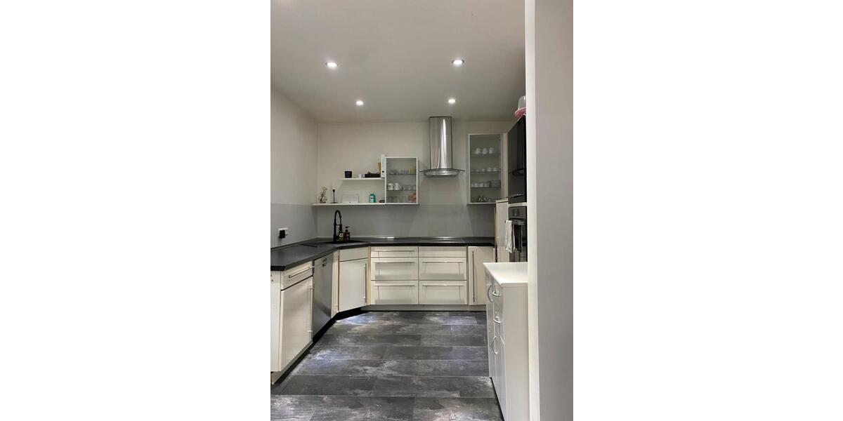 Doppelhaushälfte Calw - 7 Zimmer, 150 m&sup2;, 375.000&euro; | Angebot:25805337