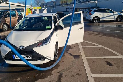 Toyota Aygo (X) 106.900 km 6.350 &euro; stuttgart 70374