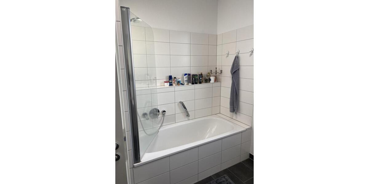 Einfamilienhaus Stuttgart Fasanenhof-Ost - 2.5 Zimmer, 70 m&sup2;, 1.300&euro; | Angebot:24837563