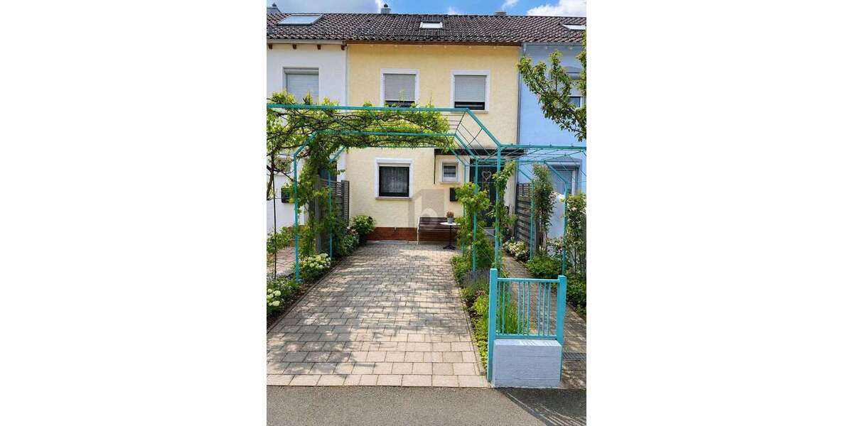 Einfamilienhaus Reutlingen Reutlingen-Betzingen - 4.5 Zimmer, 95 m&sup2;, 450.000&euro; | Angebot:27022098