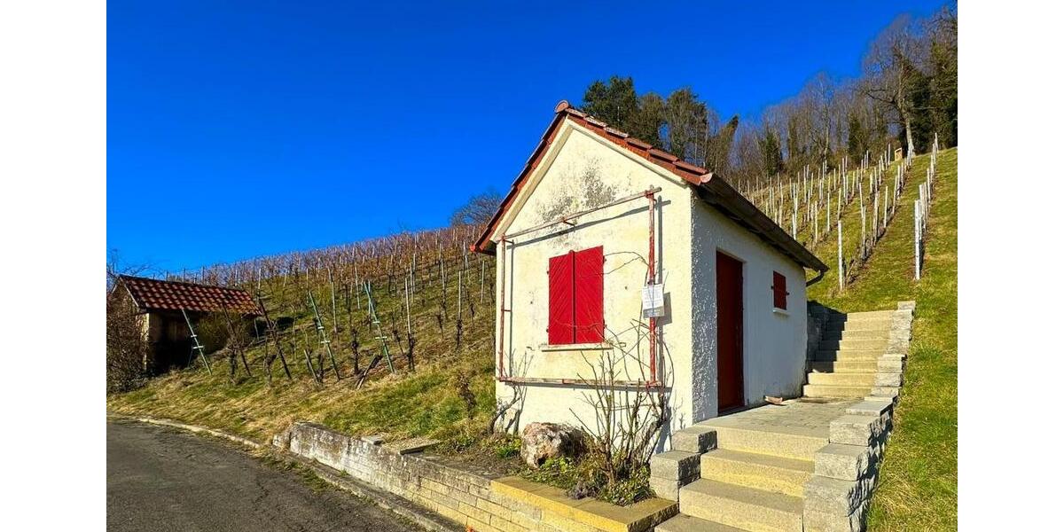 Erdgeschoßwohnung Metzingen - 4 Zimmer, 106 m&sup2;, 1.180&euro; | Angebot:26477082