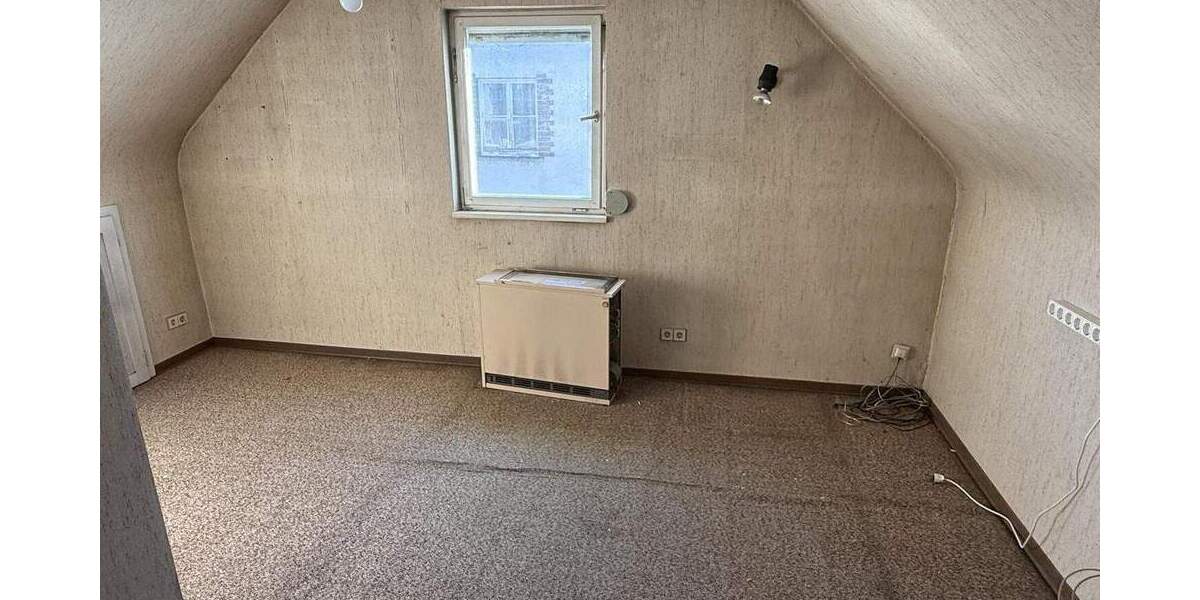 Einfamilienhaus Korntal-Münchingen Korntal - 6 Zimmer, 143 m&sup2;, 599.000&euro; | Angebot:24623503