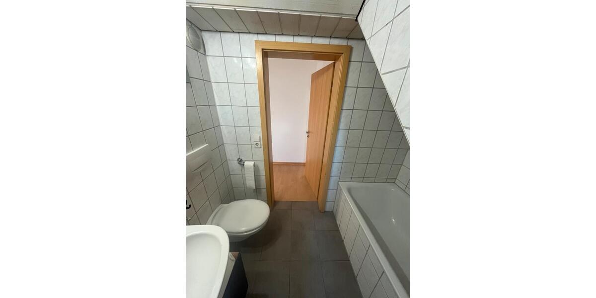 Dachgeschoßwohnung Stuttgart Stuttgart-Ost - 2 Zimmer, 59 m&sup2;, 974&euro; | Angebot:24521075