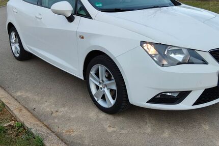 Seat Ibiza 72.000 km 9.000 &euro; Böblingen 71034