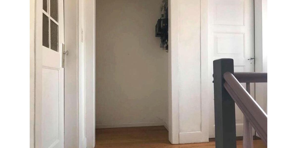 Mehrfamilienhaus, Wohnhaus Metzingen - 9 Zimmer, 240 m&sup2;, 690.000&euro; | Angebot:24256431