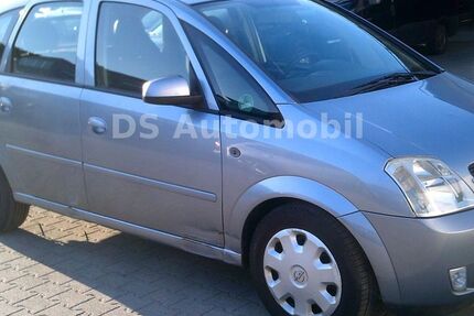 Opel Meriva 96.700 km 750 &euro; Holzgerlingen 71088