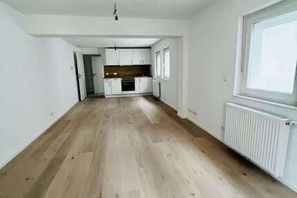 Wohnung zum Mieten in Stuttgart 925 € 38 m² 1.5 zimmer