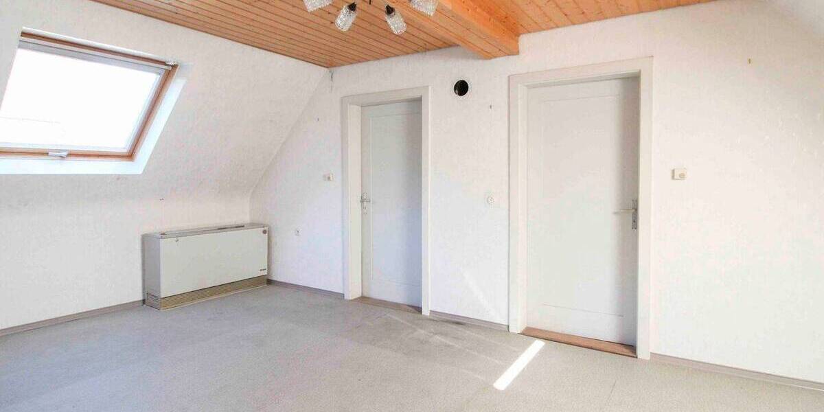 Einfamilienhaus Mühlacker Dürrmenz - 6 Zimmer, 115 m&sup2;, 175.000&euro; | Angebot:26290986