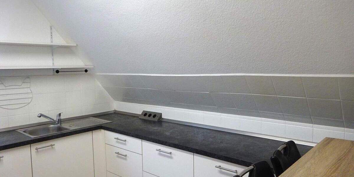 Einfamilienhaus Esslingen am Neckar (Oberesslingen) Oberesslingen - 8 Zimmer, 183 m&sup2;, 649.000&euro; | Angebot:24462303