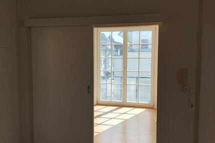 Wohnung Esslingen am Neckar Brühl - 2 Zimmer, 85 m&sup2;, 1.000&euro; | Angebot:23426136