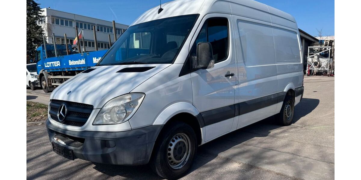 Mercedes-Benz Sprinter 259.838 km 8.299 &euro; Korntal-Münchingen 70825