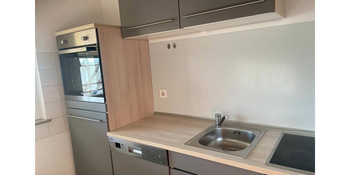 Etagenwohnung Esslingen am Neckar Pliensauvorstadt - 1 Zimmer, 38 m&sup2;, 700&euro; | Angebot:26223598