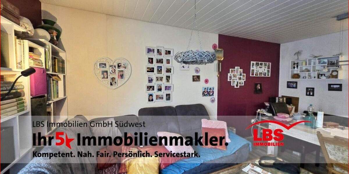 Etagenwohnung Pforzheim Oststadt - 4 Zimmer, 86 m&sup2;, 199.500&euro; | Angebot:25725639