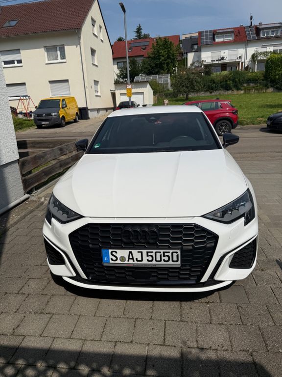 Audi A3 117.000 km 22.190 € Stuttgart 70437