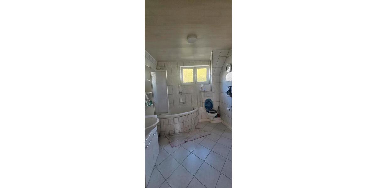 Etagenwohnung Esslingen am Neckar Oberesslingen - 3 Zimmer, 66 m&sup2;, 1.150&euro; | Angebot:27600613