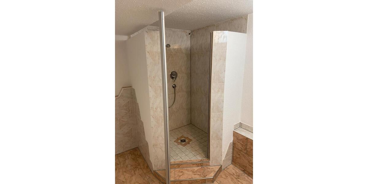 Reihenhaus Tamm - 6 Zimmer, 117 m&sup2;, 1.600&euro; | Angebot:27619017