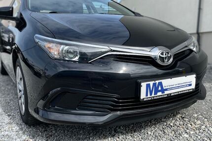 Toyota Auris 76.100 km 9.800 &euro; Markgroningen 71706