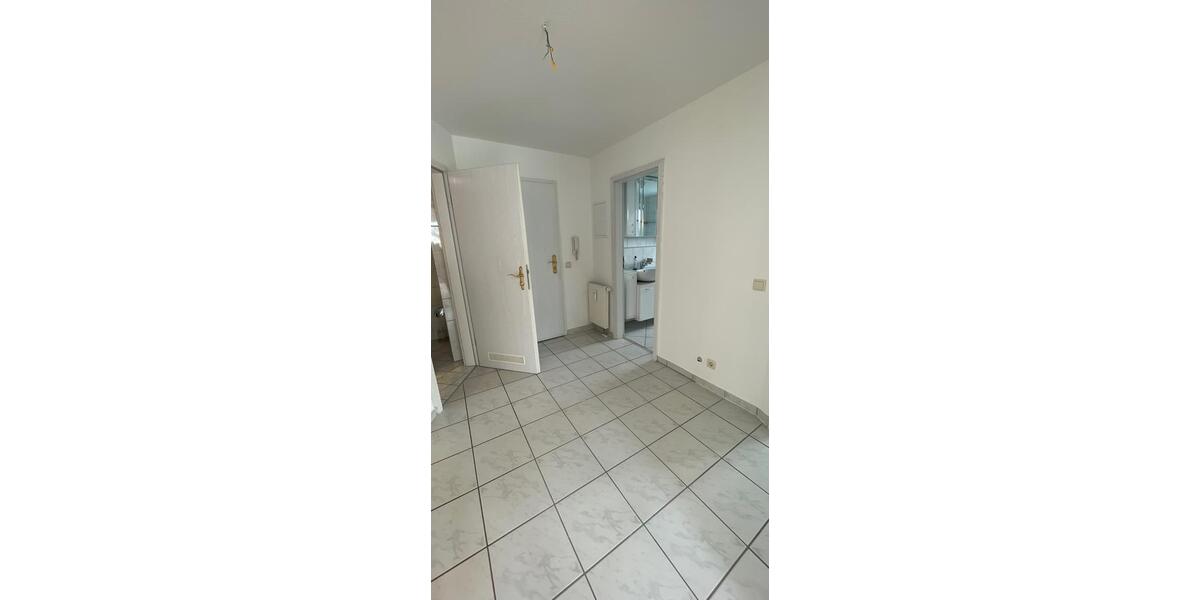 Erdgeschoßwohnung Leonberg - 3.5 Zimmer, 72 m&sup2;, 359.000&euro; | Angebot:27016758