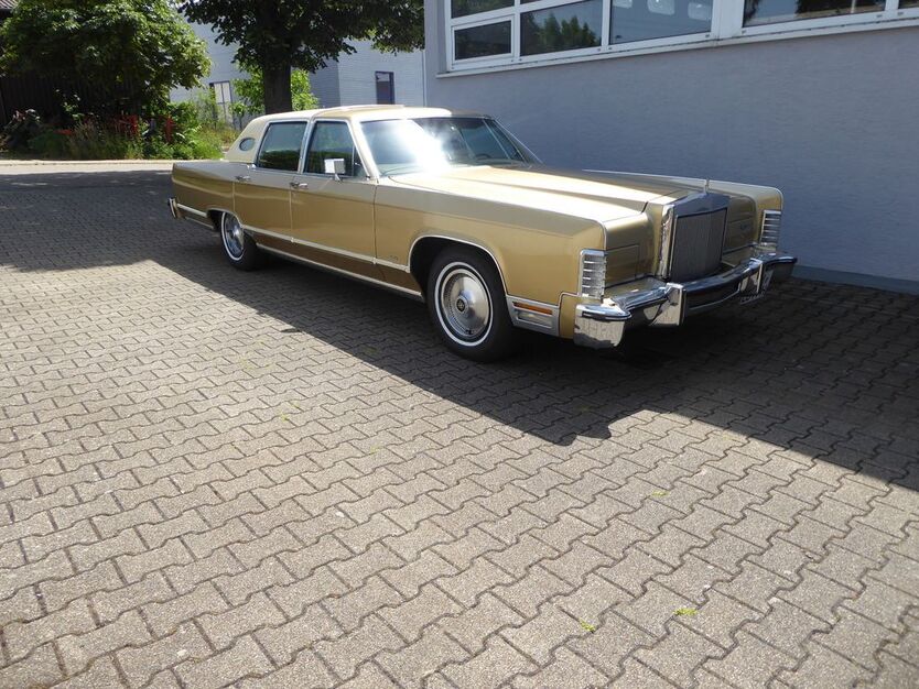 Lincoln Town Car 180.000 km 15.999 € Waiblingen 71336