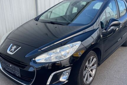 Peugeot 308 155.000 km 2.690 &euro; Böblingen 71034