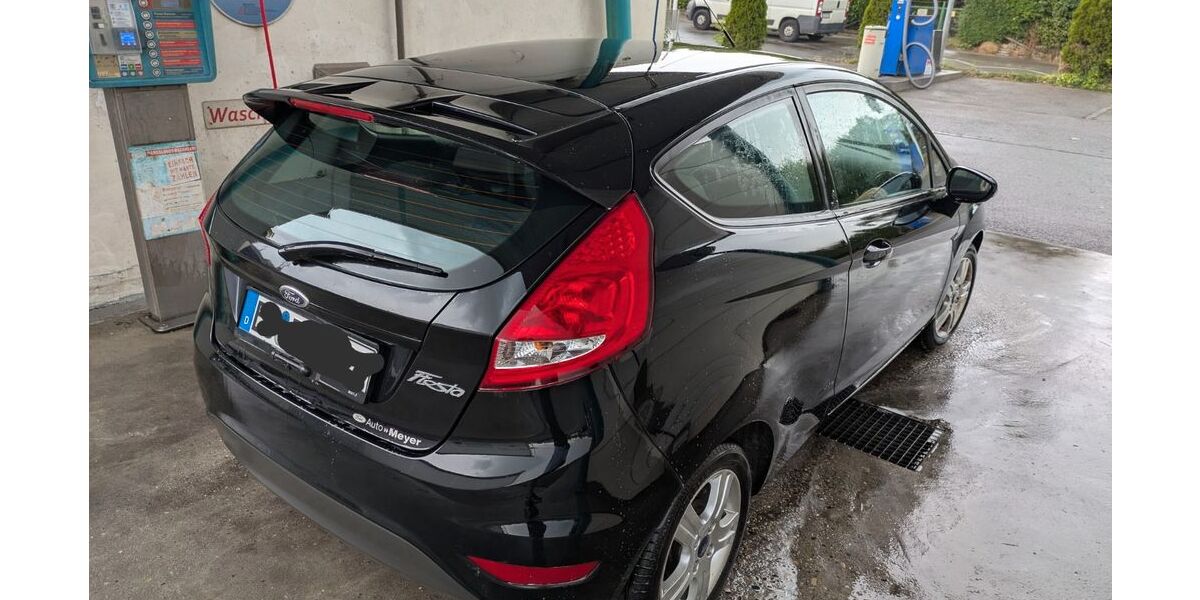 Ford Fiesta 138.165 km 4.200 &euro; Filderstadt 70794