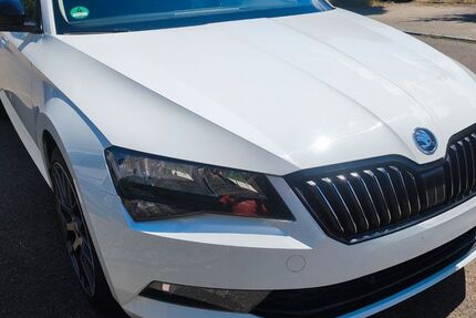 Skoda Superb 144.000 km 12.900 &euro; Böblingen 71034