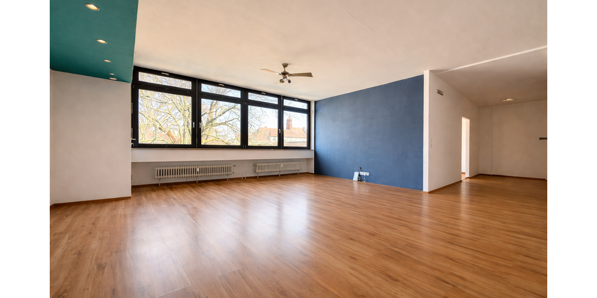 Etagenwohnung Sindelfingen - 2.5 Zimmer, 88 m&sup2;, 220.000&euro; | Angebot:26636116