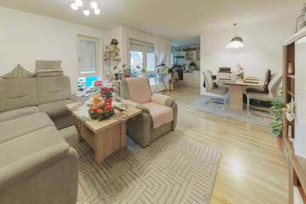 Charmante 3-Zimmer-Etagenwohnung in zentrumsnaher Lage - ideal für Anleger und Selbstnutzer! 3 zimmer