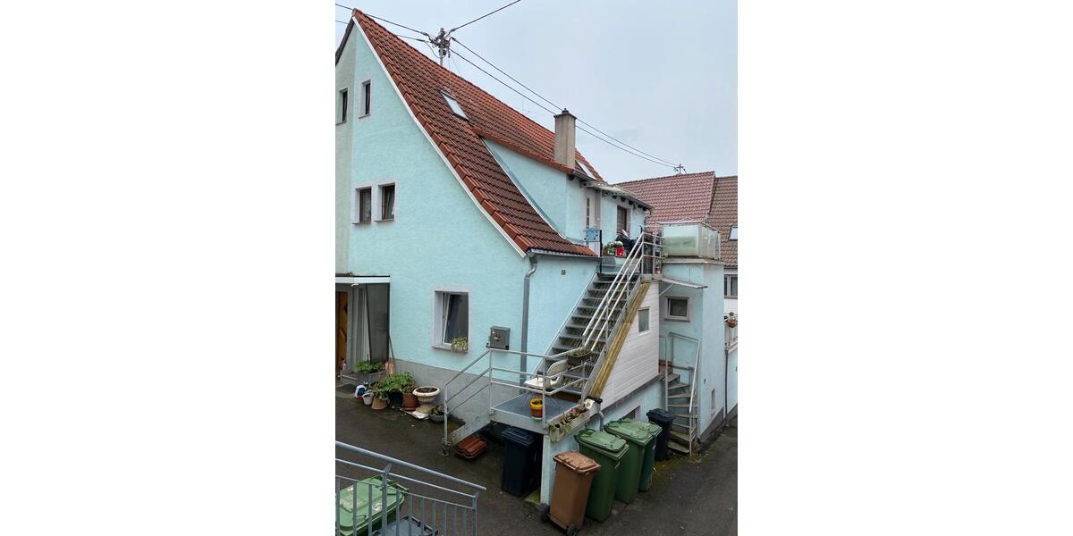 Doppelhaushälfte Ludwigsburg - 6 Zimmer, 173 m&sup2;, 479.000&euro; | Angebot:26204330