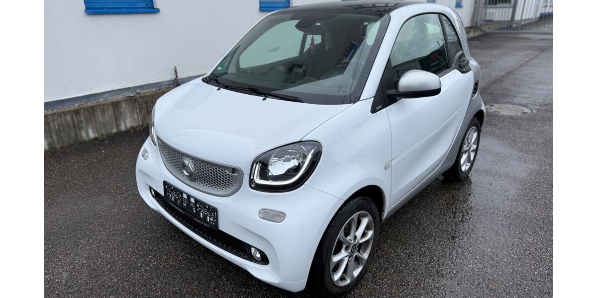 Smart ForTwo 66.500 km 13.500 &euro; Böblingen/Stuttgart 71032