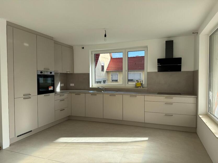 Erstbezug! Moderne Doppelhaushälfte mit 2 Einheiten in Neustetten zimmer