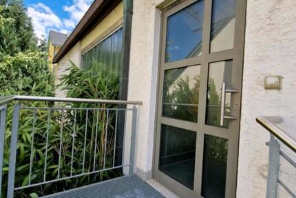 Wohnung Ludwigsburg - 3 Zimmer, 104 m&sup2;, 1.350&euro; | Angebot:25939148