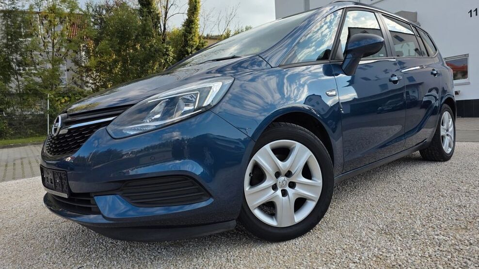 Opel Zafira 111.000 km 11.000 € Stuttgart 70563