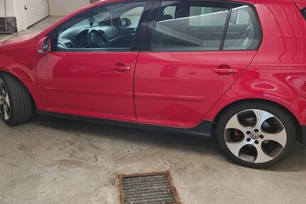 VW Golf 47.000 km 14.400 &euro; Asperg 71679