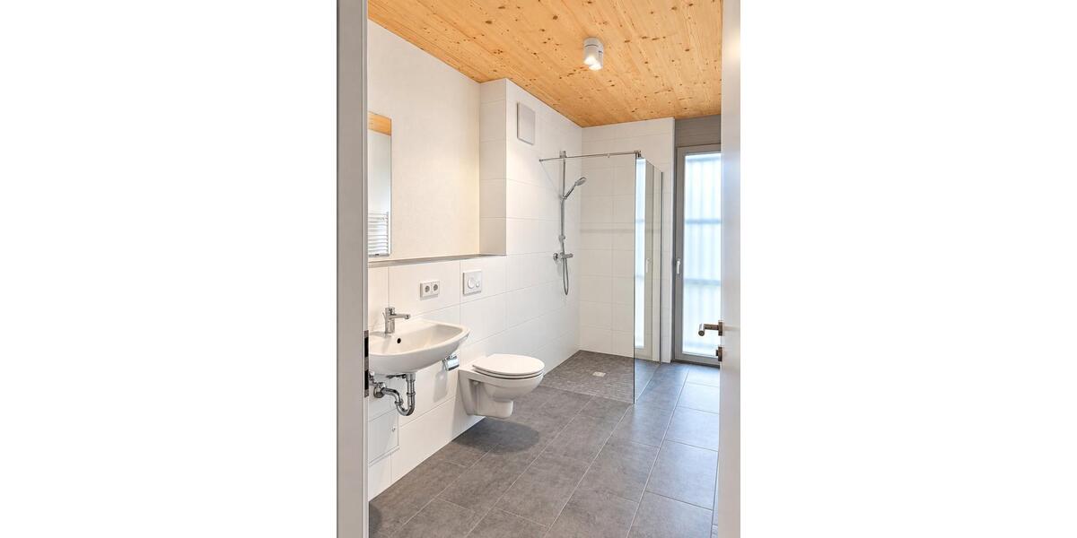 Erdgeschoßwohnung Ludwigsburg Hoheneck - 3 Zimmer, 97 m&sup2;, 1.655&euro; | Angebot:27603805
